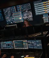 9-1-1-S08E13-007.jpg