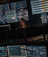 9-1-1-S08E13-008.jpg