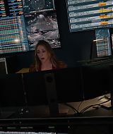 9-1-1-S08E13-009.jpg