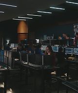 9-1-1-S08E14-042.jpg