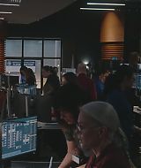 9-1-1-S08E14-044.jpg