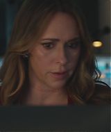 9-1-1-S08E14-051.jpg