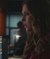 9-1-1-S08E14-061.jpg