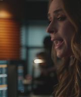 9-1-1-S08E14-091.jpg