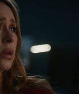 9-1-1-S08E15-015.jpg