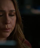 9-1-1-S08E15-020.jpg