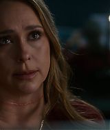 9-1-1-S08E15-021.jpg