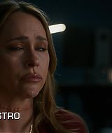9-1-1-S08E15-027.jpg