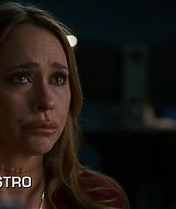 9-1-1-S08E15-028.jpg
