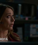 9-1-1-S08E15-030.jpg