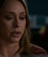 9-1-1-S08E15-036.jpg