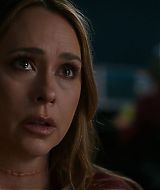 9-1-1-S08E15-040.jpg