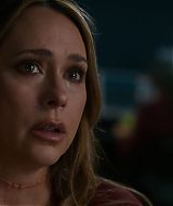 9-1-1-S08E15-041.jpg