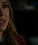 9-1-1-S08E15-058.jpg