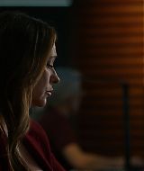 9-1-1-S08E15-060.jpg