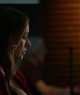 9-1-1-S08E15-061.jpg