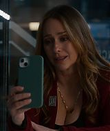 9-1-1-S08E15-072.jpg