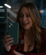 9-1-1-S08E15-073.jpg