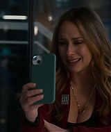9-1-1-S08E15-077.jpg