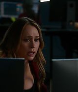 9-1-1-S08E15-108.jpg