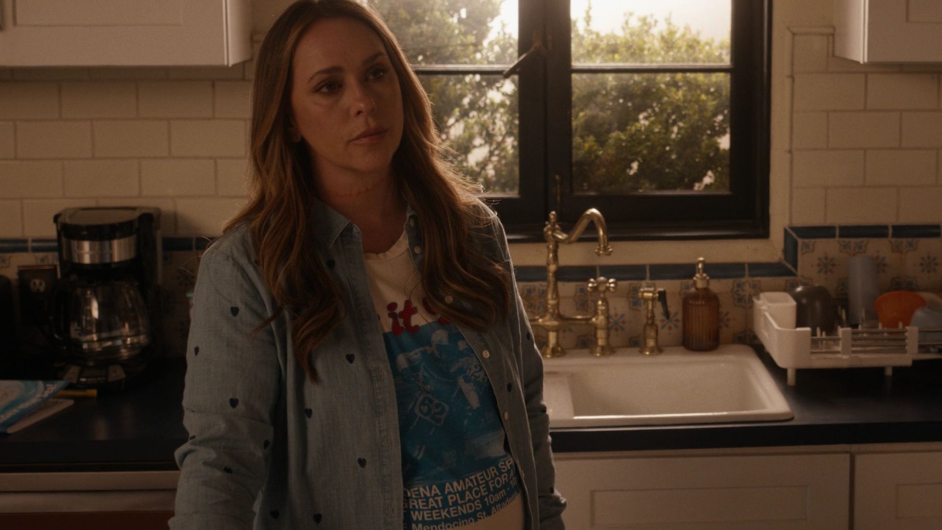 9-1-1-S08E16-027.jpg