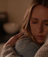 9-1-1-S08E16-056.jpg