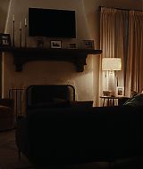 9-1-1-S08E16-066.jpg
