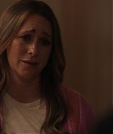9-1-1-S08E16-096.jpg