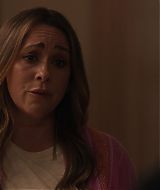 9-1-1-S08E16-098.jpg
