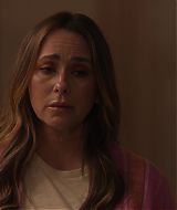 9-1-1-S08E16-110.jpg