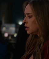 9-1-1-S08E17-052.jpg