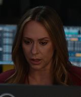 9-1-1-S08E17-058.jpg