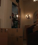 9-1-1-S08E17-076.jpg