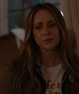9-1-1-S08E17-094.jpg