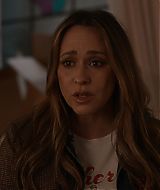 9-1-1-S08E17-108.jpg