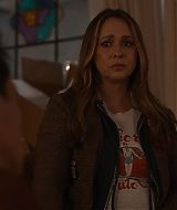 9-1-1-S08E17-119.jpg