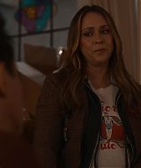 9-1-1-S08E17-124.jpg