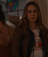 9-1-1-S08E17-125.jpg
