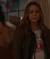 9-1-1-S08E17-126.jpg