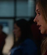 9-1-1-S08E17-131.jpg