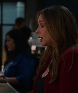 9-1-1-S08E17-139.jpg