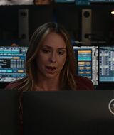 9-1-1-S08E17-144.jpg