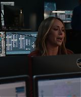 9-1-1-S08E17-155.jpg