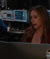 9-1-1-S08E17-174.jpg