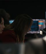 9-1-1-S08E18-008.jpg