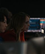 9-1-1-S08E18-009.jpg