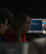 9-1-1-S08E18-010.jpg