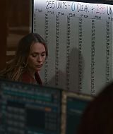 9-1-1-S08E18-014.jpg