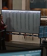 9-1-1-S08E18-019.jpg