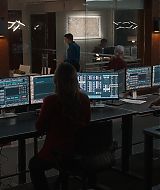 9-1-1-S08E18-025.jpg